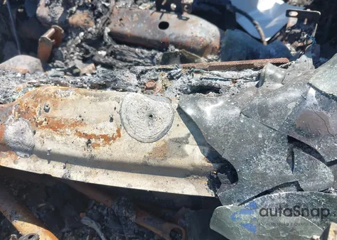 2015 Chevrolet Tahoe Ltz z USA, uszkodzony, nr VIN 1GNSCCKC8FR203061